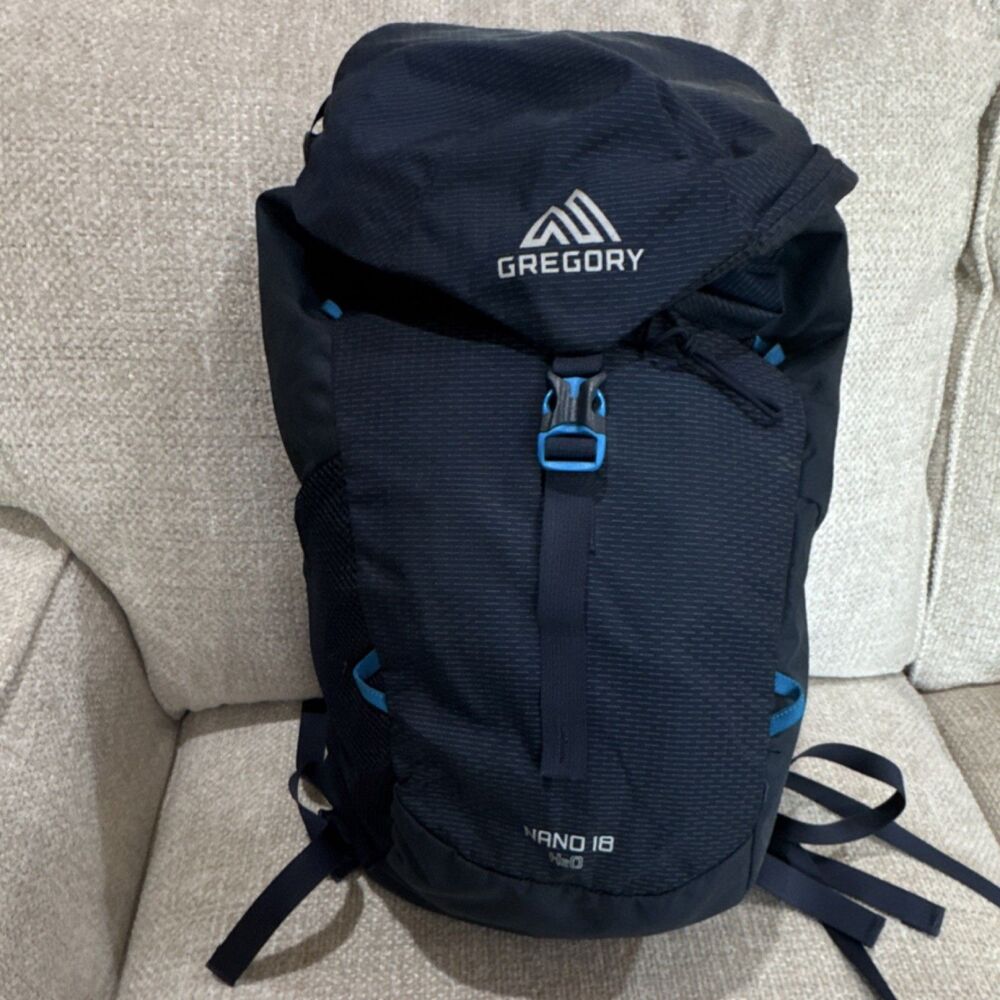 Gregory Nano 18 H2O Black Blue Hiking Backpack Lightweight Padded Straps